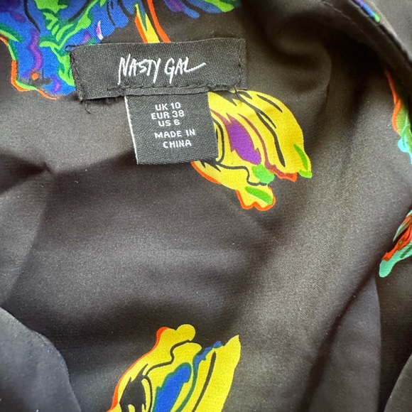 Nasty Gal Floral Print Satin Cut -Out Maxi Dress - Picture 5 of 7